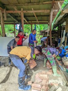 Satgas TMMD Ke 124 Kodim 1410/Bantaeng Bersinergi Dengan Pemda dan Stakeholder Dalam Pembangunan RTLH