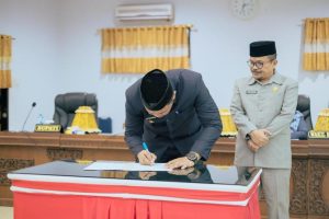 Hadiri Rapat Paripurna, Bupati Bantaeng Sampaikan LKPJ Tahun Anggaran 2024