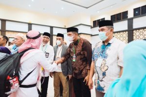 Bupati Bantaeng Jemput Rombongan Jema’ah Haji Asal Kabupaten Bantaeng