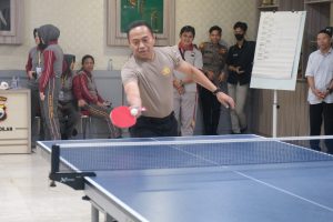 Semarak HUT Bhayangkara ke-79, Polda Sulsel Gelar Pertandingan Tenis Meja Antar Satker dan Pejabat Utama