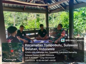 Babinsa Kelurahan Campaga Ajak Warga Jaga Kekompakan dan Waspada Cuaca Ekstrem