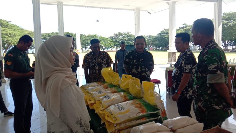Kodim 1410/Bantaeng Dan BULOG Bersinergi Wujudkan Swasembada Pangan Melalui Gerakan Pangan Murah
