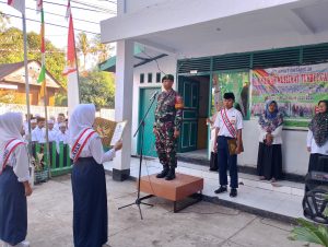 Babinsa Kelurahan Pallantikang Jadi Pembina Upacara di MA Arif Tumbal Gani Bissampole