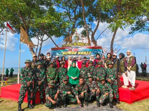 Kakanminvetcad XlV-13/Bantaeng Bersama Dandim 1410/Bantaeng dan Komponen Masyarakat Gelar Karya Bakti Bersih-Bersih Pantai