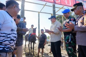 Buka Lomba Pacuan Kuda, Bupati Banteng Apresiasi Jajaran Desa Biangkeke Jaga Warisan Budaya
