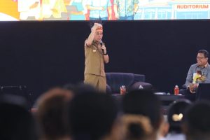 Di Hadapan 8.000 Mahasiswa Uncen, Pj Gubernur Agus Fatoni Ajak Tingkatkan Kualitas SDM Guna Pembangunan Papua