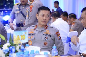 Kapolda Sulsel Hadiri Acara Penghormatan Purna Tugas Komjen Pol (Purn.) Ahmad Dofiri dan Awal Tugas Wakapolri Komjen Pol Dedi Prasetyo