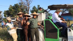 Kapolres Bantaeng Hadiri Panen Serentak Komoditi Padi di Desa Nipa-Nipa