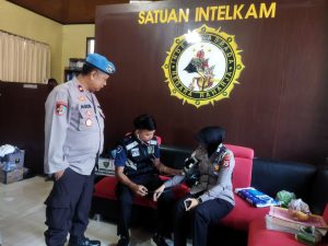 Pastikan Kebugaran Personel Operator SKCK Dalam Pelayanan, Sidokkes Polres Bantaeng Cek Kondisi Kesehatan