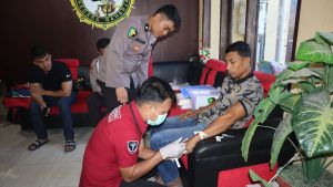 Antrean Pemohon SKCK di Polres Bantaeng Membeludak, Petugas Operator Tumbang