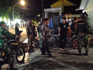 Sinergi Malam Eremerasa: Kodim 1410/Bantaeng dan Komduk Gelar Patroli Kolaborasi Jaga Kondusifitas Wilayah