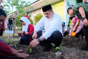 Luncurkan Sekolah Berbasis Ketahanan Pangan, Bupati Uji Nurdin Siap Jadikan Sekolah Bantaeng Rujukan Google