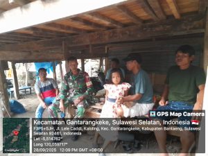Berikan Himbauan Melalui Komsos, Babinsa Kaloling Ingatkan Warga Waspada Bahaya Kebakaran di Musim Kemarau