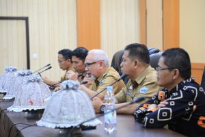 Wabup H.Sahabuddin Buka Rakor Dengan Kepala Desa se-Kabupaten Bantaeng